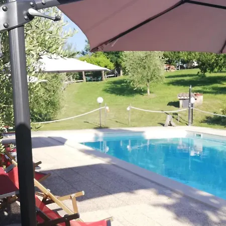 Farm Agriturismo Semidimela Губбио