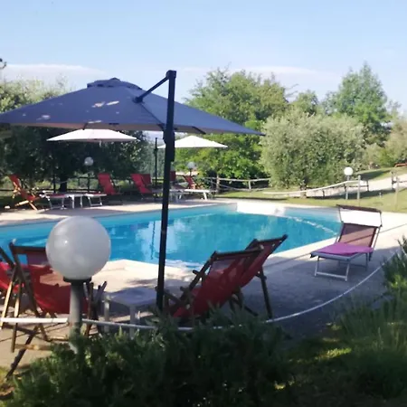 Farm Agriturismo Semidimela * Губбио